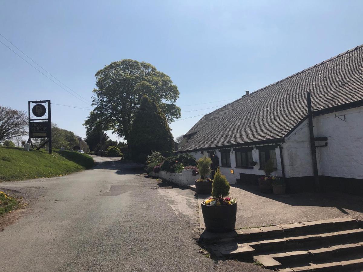 The Dog & Partridge Country Inn Ashbourne  Exterior foto